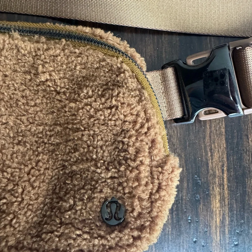 lululemon athletica Brown Sherpa Belt Bag